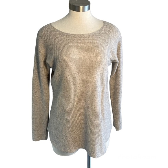 Max Studio Sweaters - Max Studio Sweater 2 Ply Cashmere Pullover Oatmeal Lightweight Sz. M